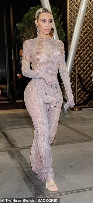 Kim bị ngó lơ ảnh 1 Kim bi ngo lo anh 1