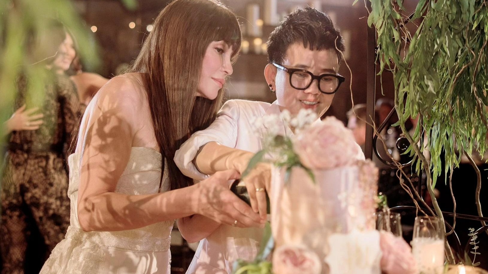 Anh le cuoi cua Thanh Ha - Phuong Uyen hinh anh