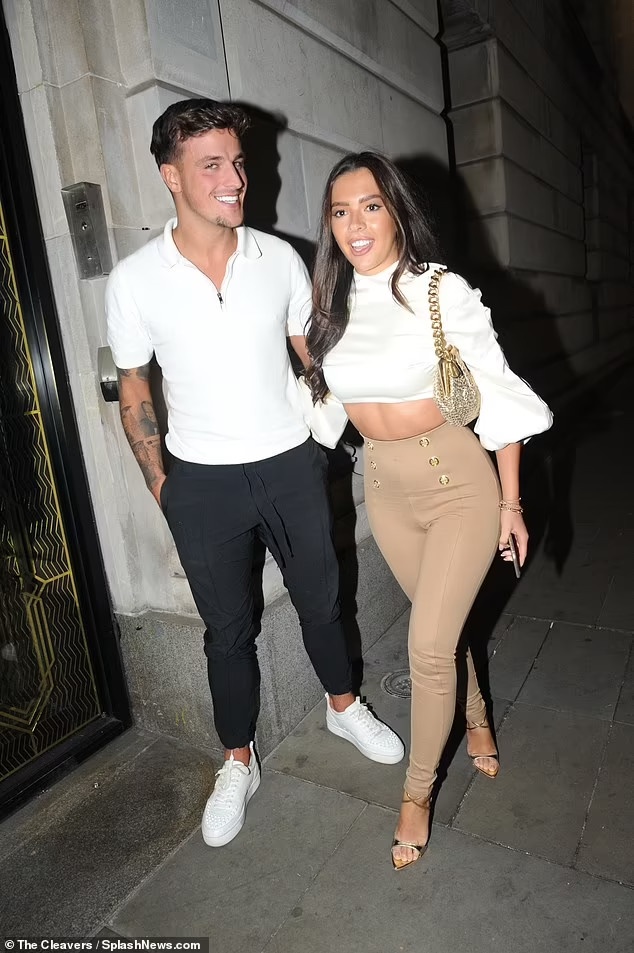 con gai Michael Owen anh 1