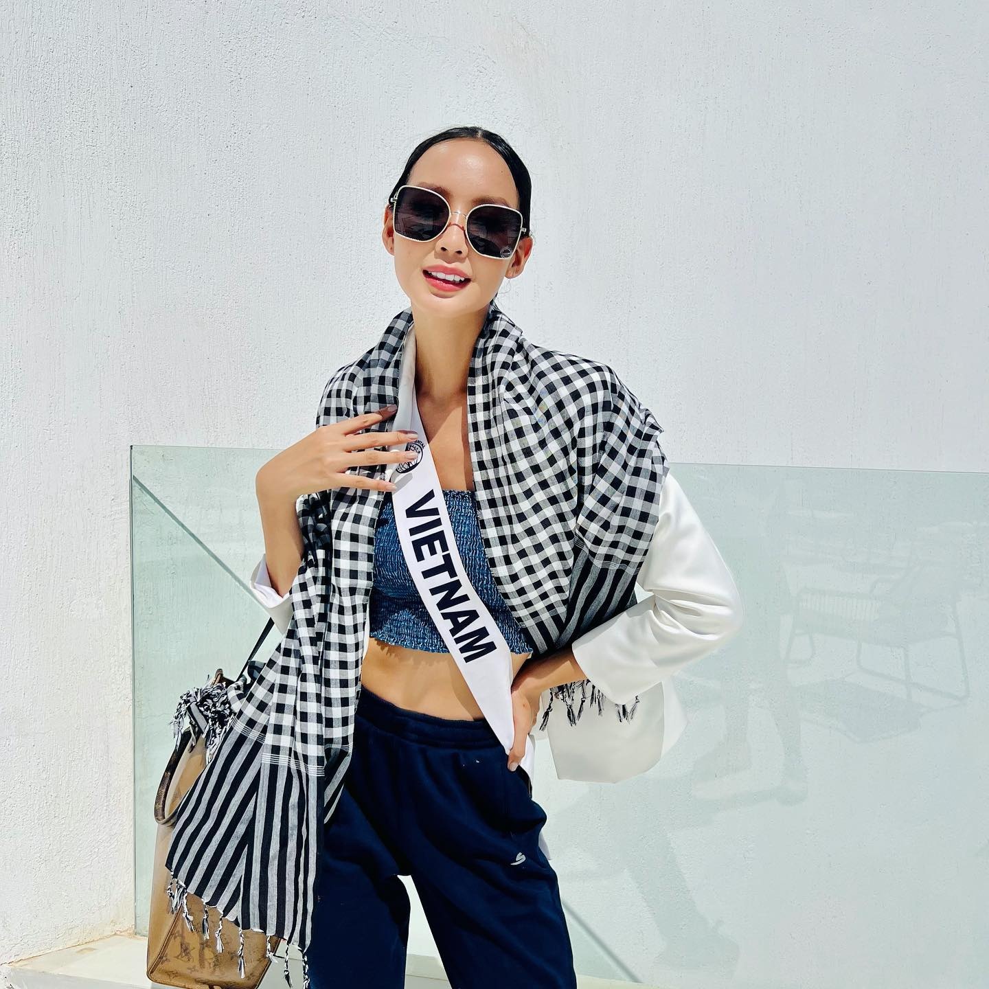 hoa hau bao ngoc anh 13