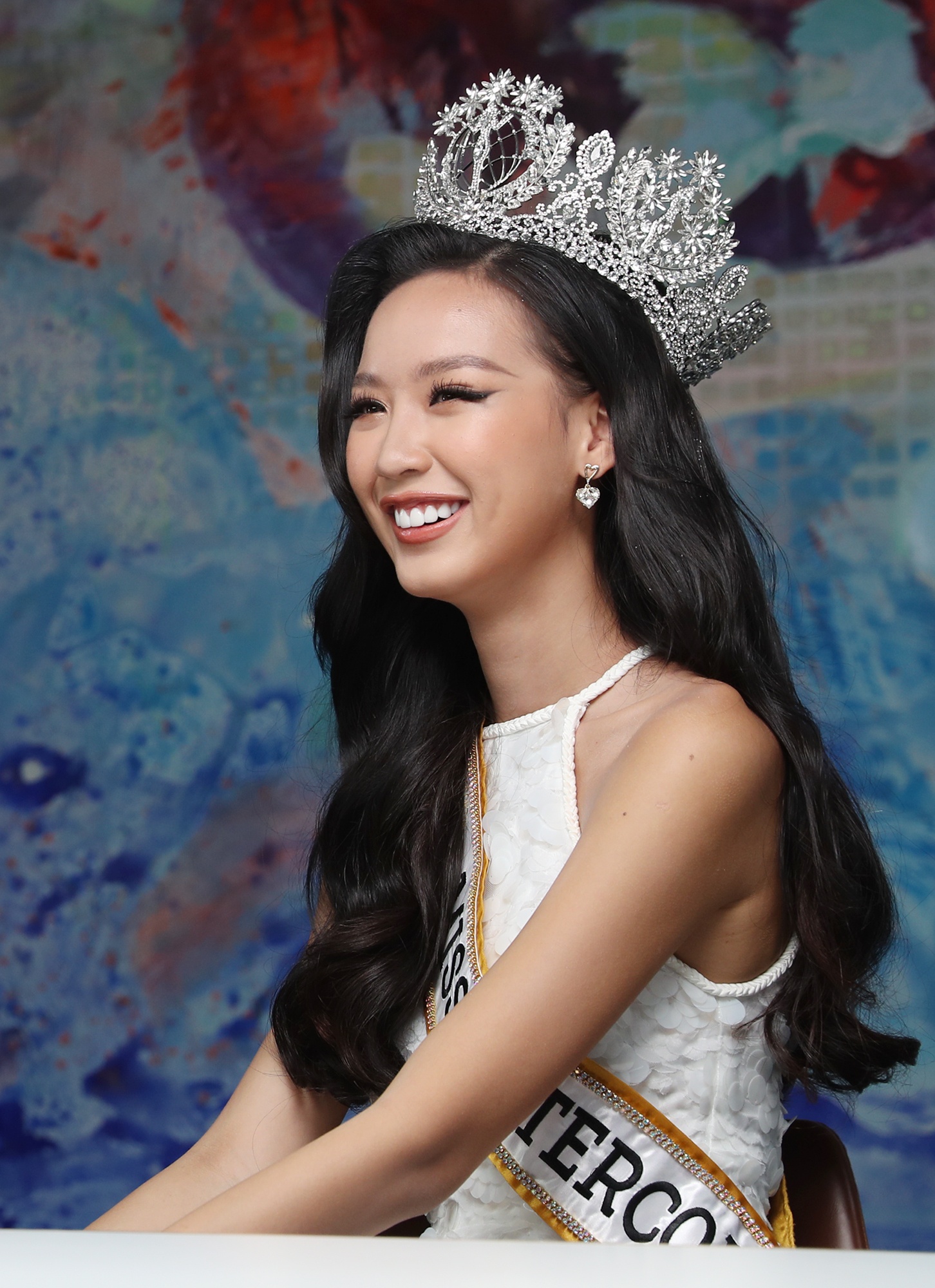 hoa hau bao ngoc anh 3