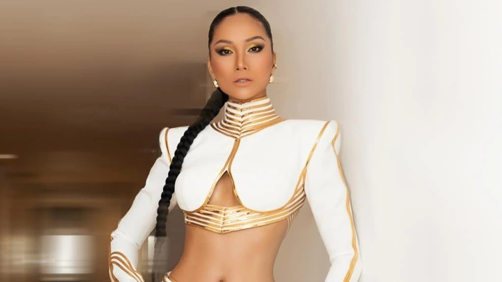 H'Hen Nie noi ve viec dung danh hieu A hau 3 Miss Universe di su kien hinh anh