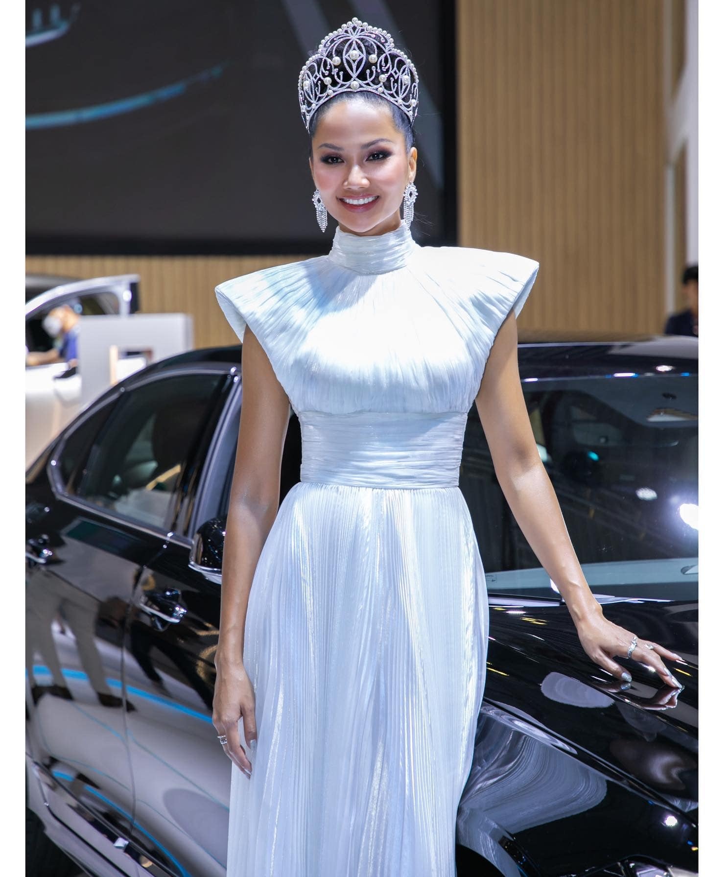 hen nie,  a hau 3 anh 2