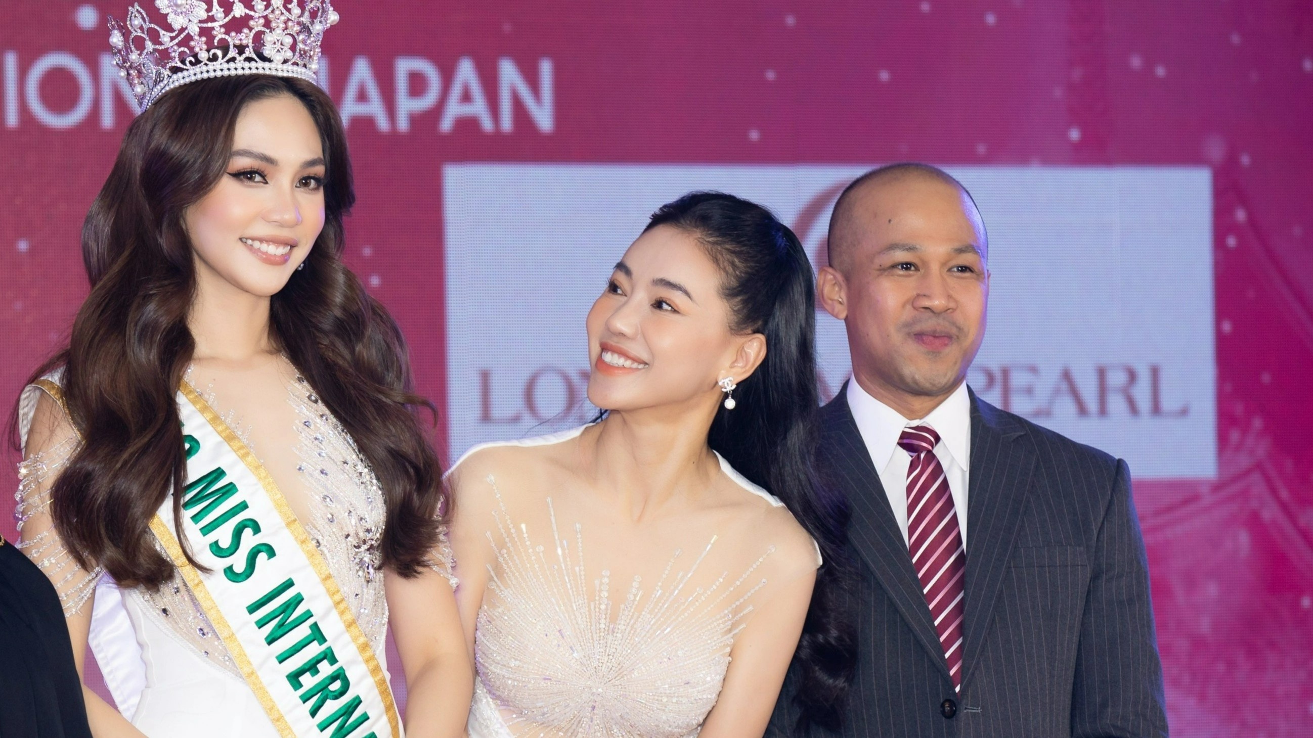 Giam doc Hoa hau Quoc te: Cuoc thi khong dien ra o Viet Nam nam 2023 hinh anh