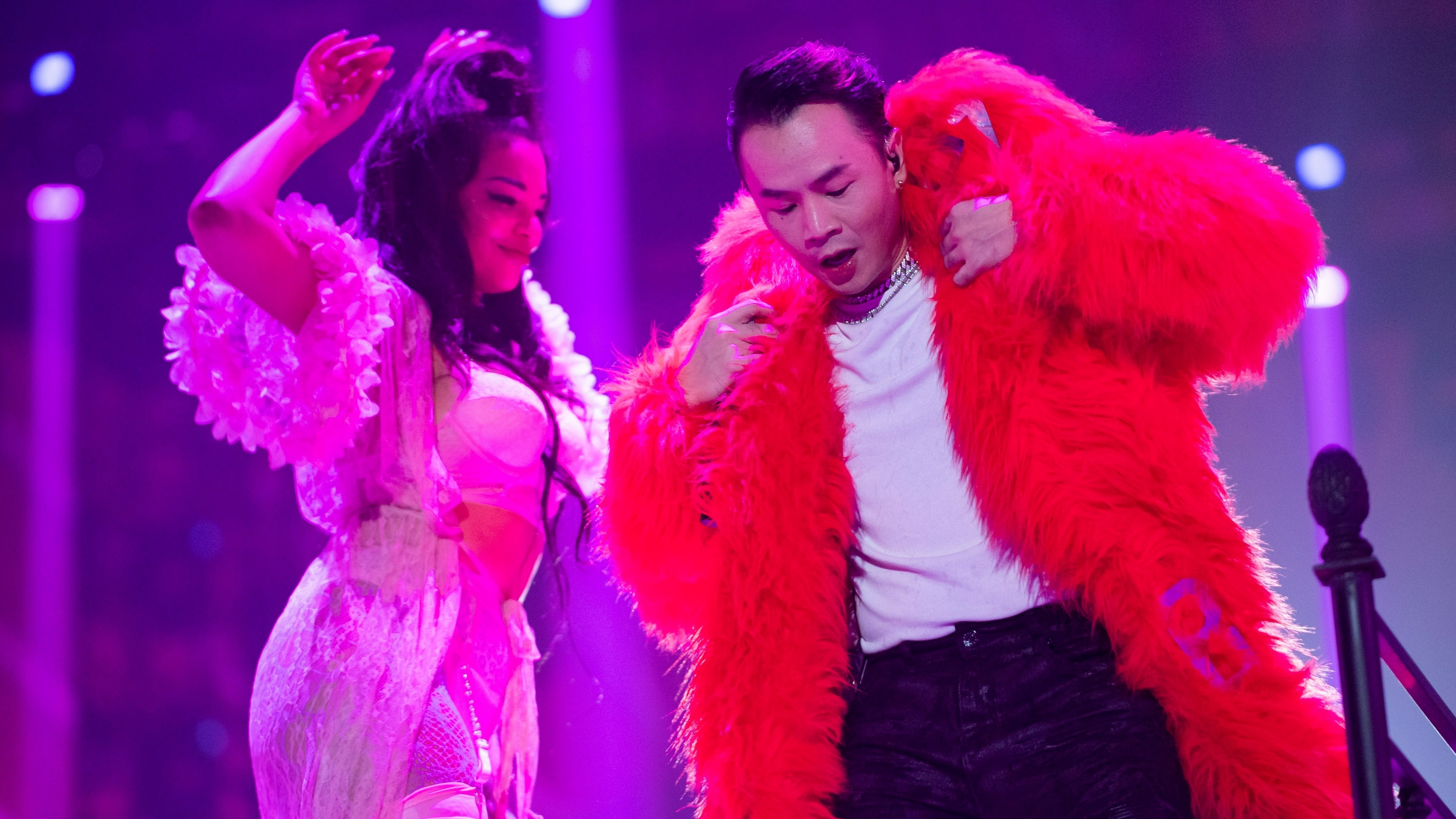 Dao dien concert 18+ cua SpaceSpeakers: 'Toi chiu trach nhiem' hinh anh