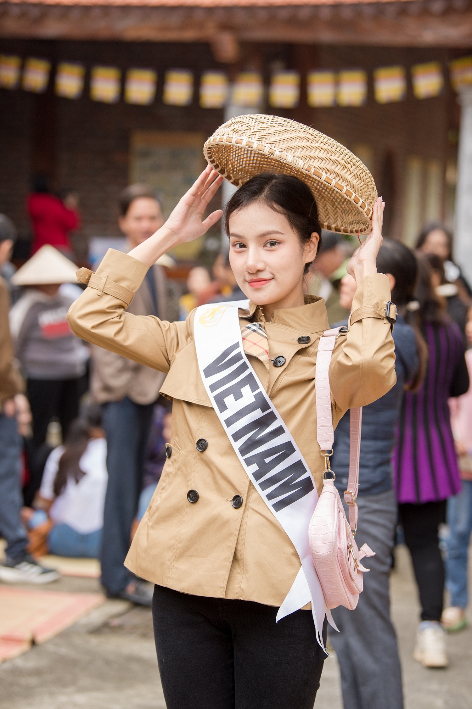 huong ly,  hoa hau du lich anh 10