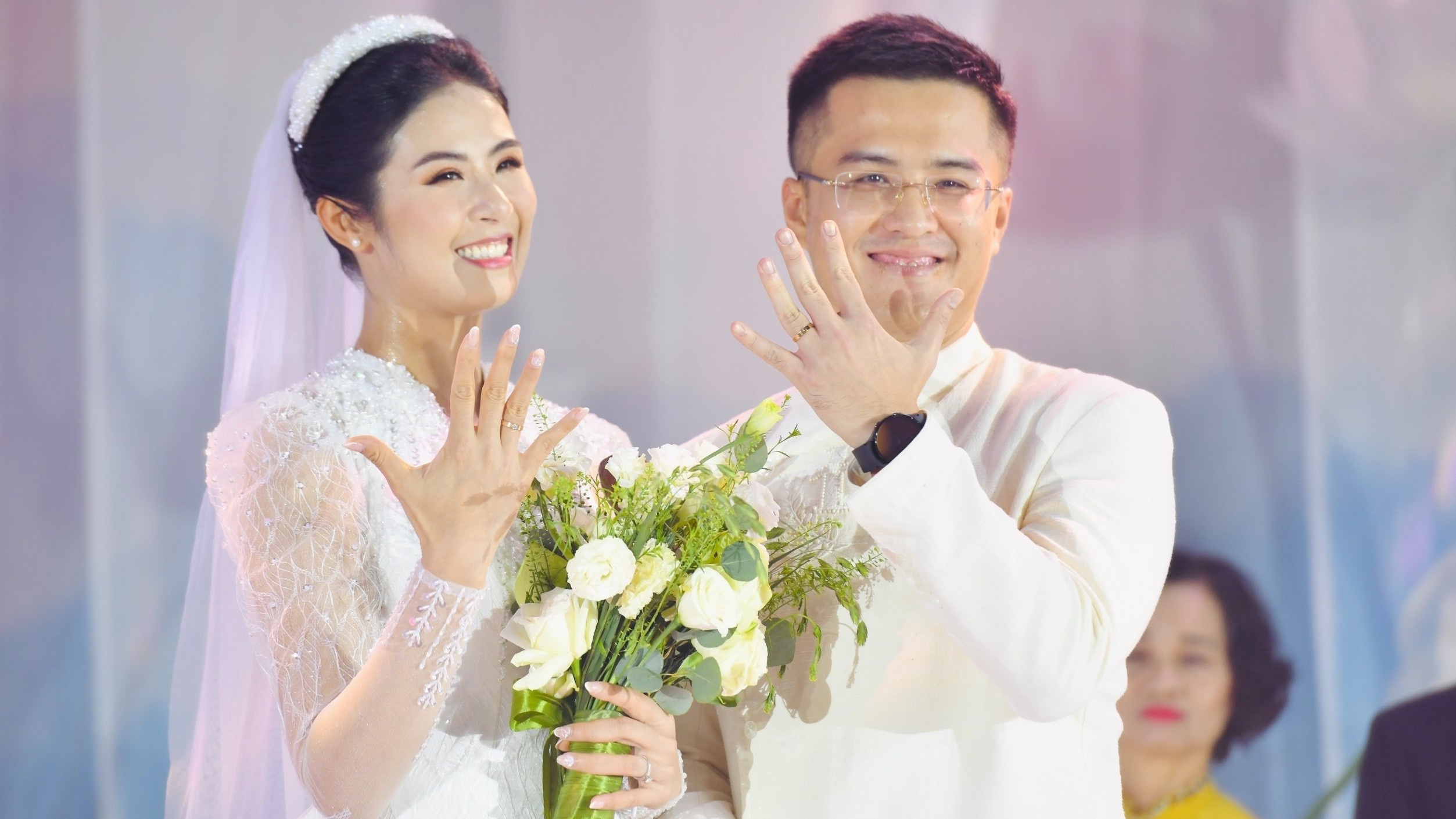 Chong Ngoc Han: 'Vo la nguoi tan tinh toi truoc' hinh anh