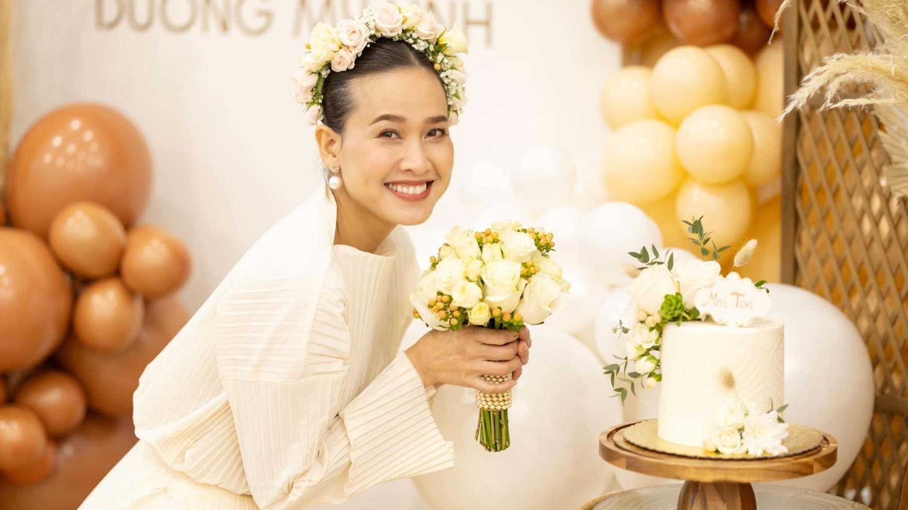 Duong My Linh to chuc tiec doc than truoc le cuoi hinh anh