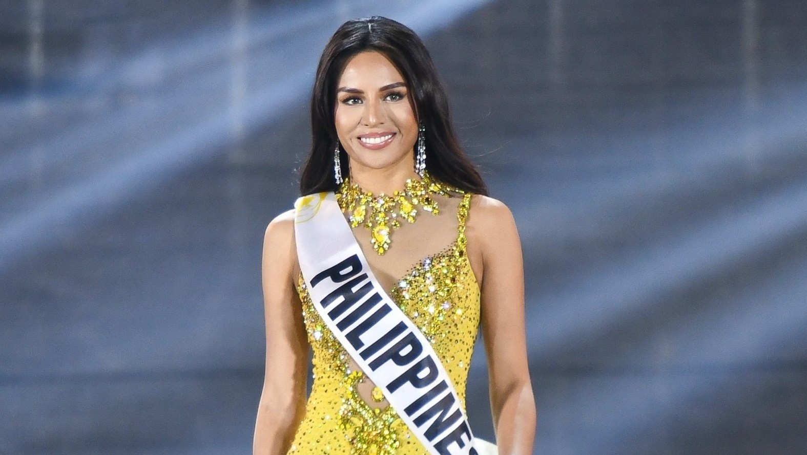 Thi sinh Hoa hau Du lich The gioi goi cam voi trang phuc da hoi hinh anh