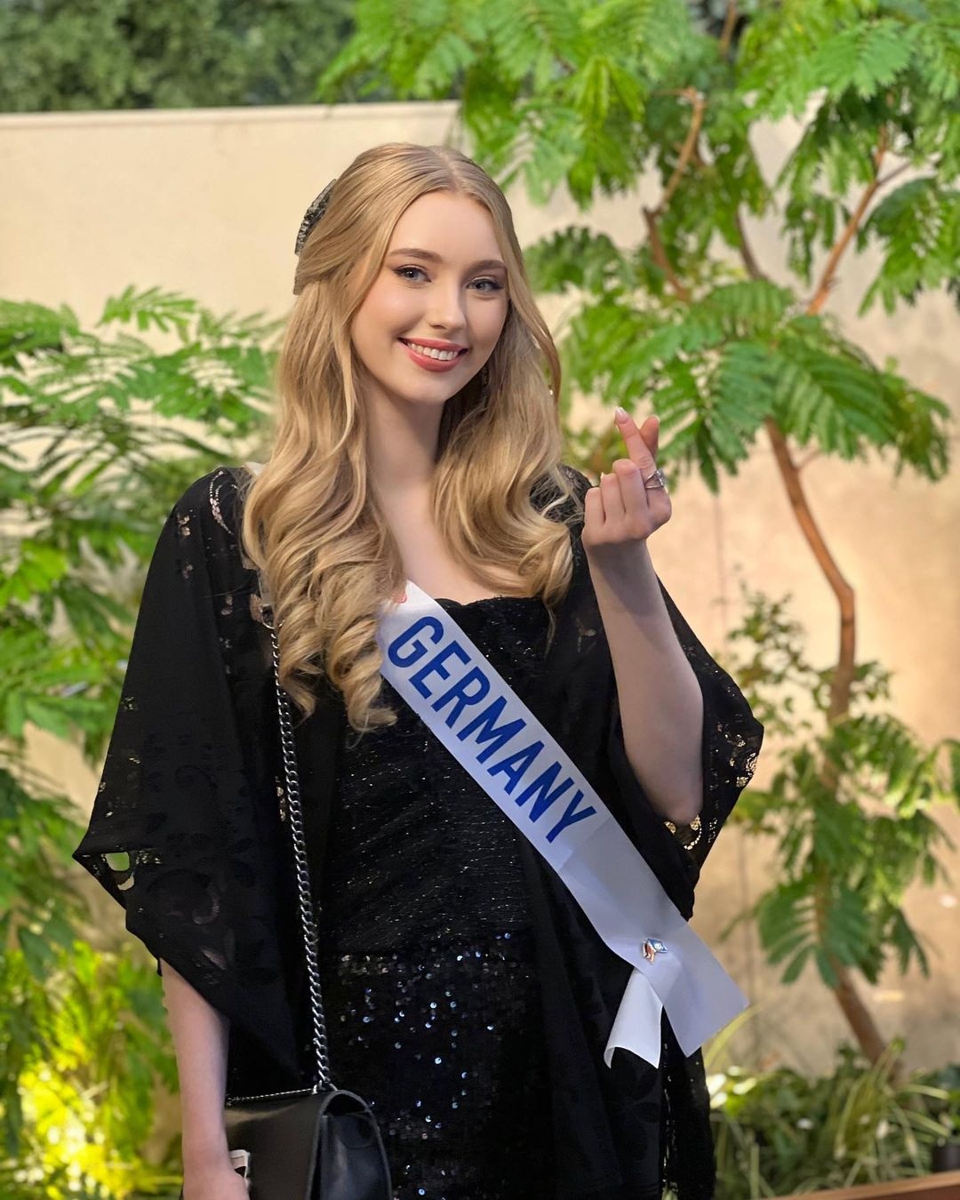 Miss International anh 15