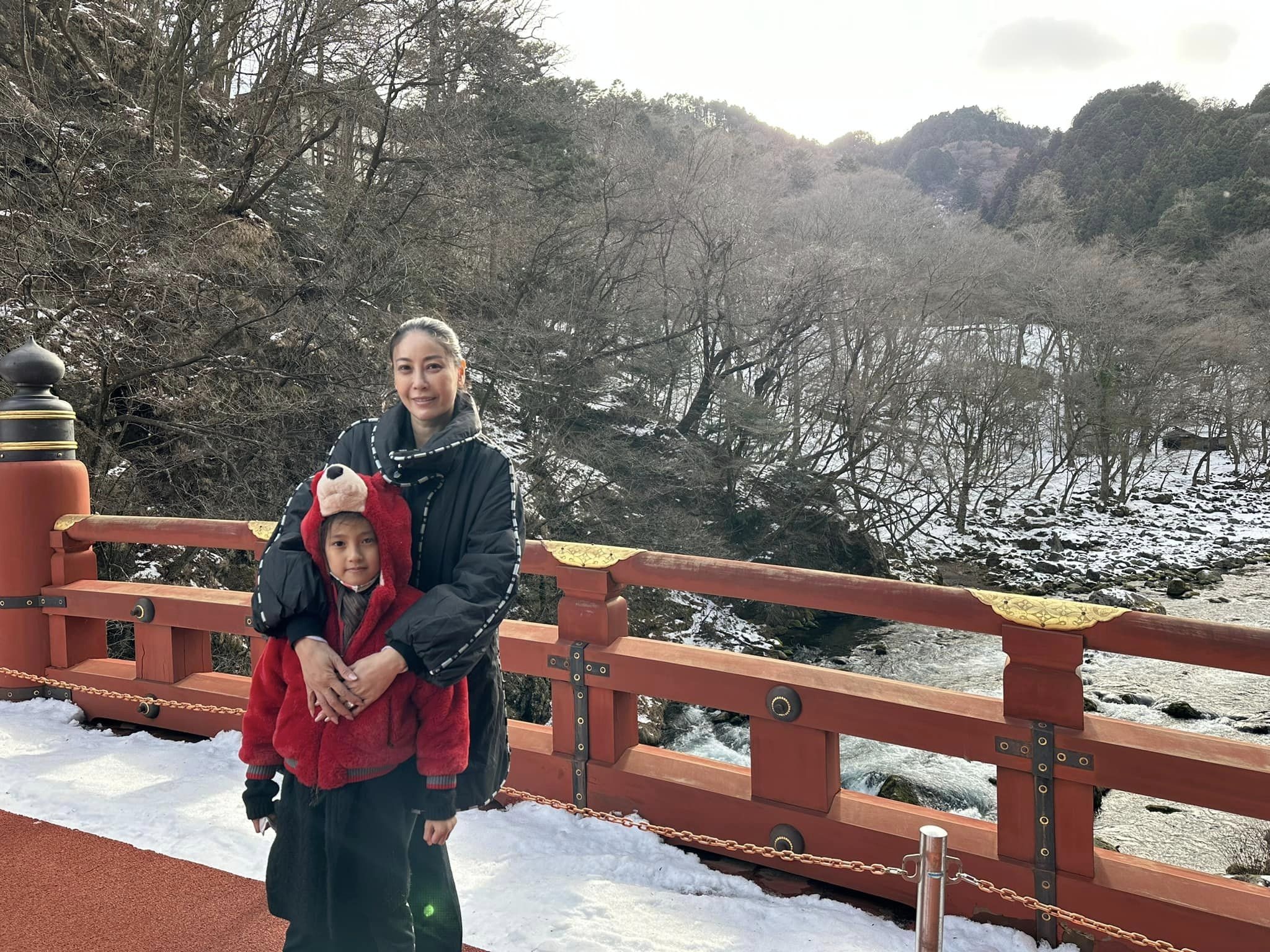 chi pu,  chau bui anh 11