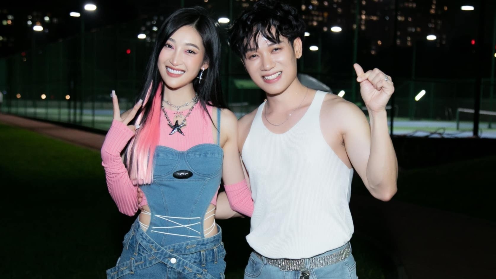 Nghe si Viet chay show dip giap Tet Nguyen dan hinh anh