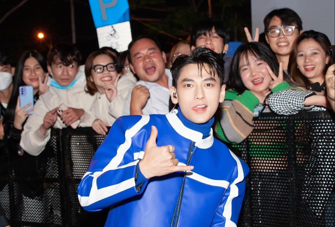 nghe si chay show anh 2