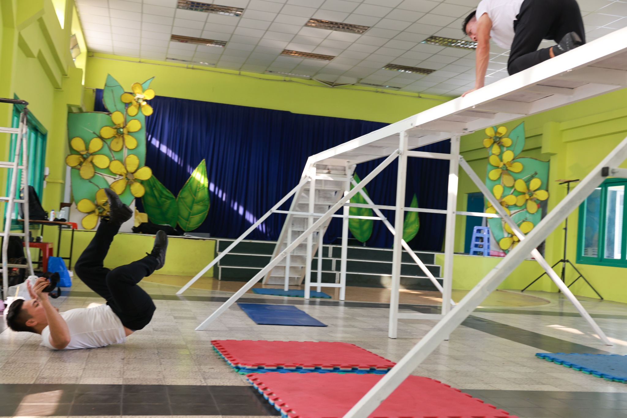 quốc cơ, quốc nghiệp ảnh 3 quoc co, quoc nghiep anh 3