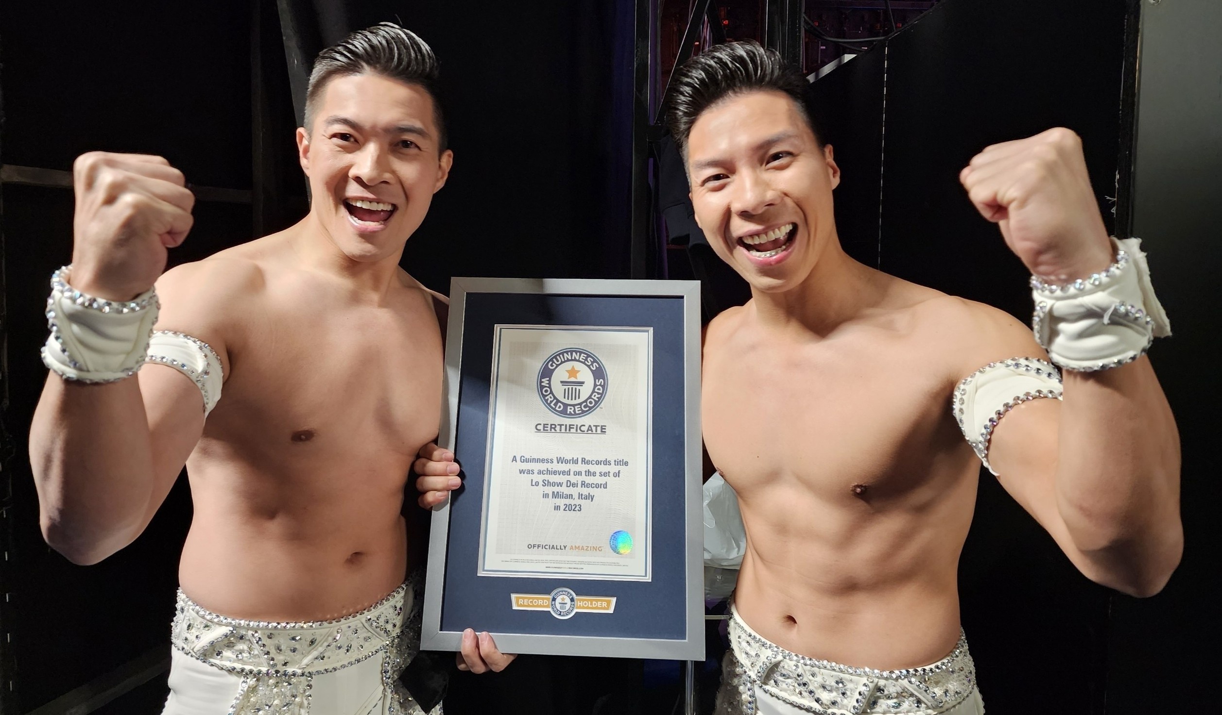 Quoc Co - Quoc Nghiep chinh phuc thanh cong ky luc Guinness cuoi cung hinh anh