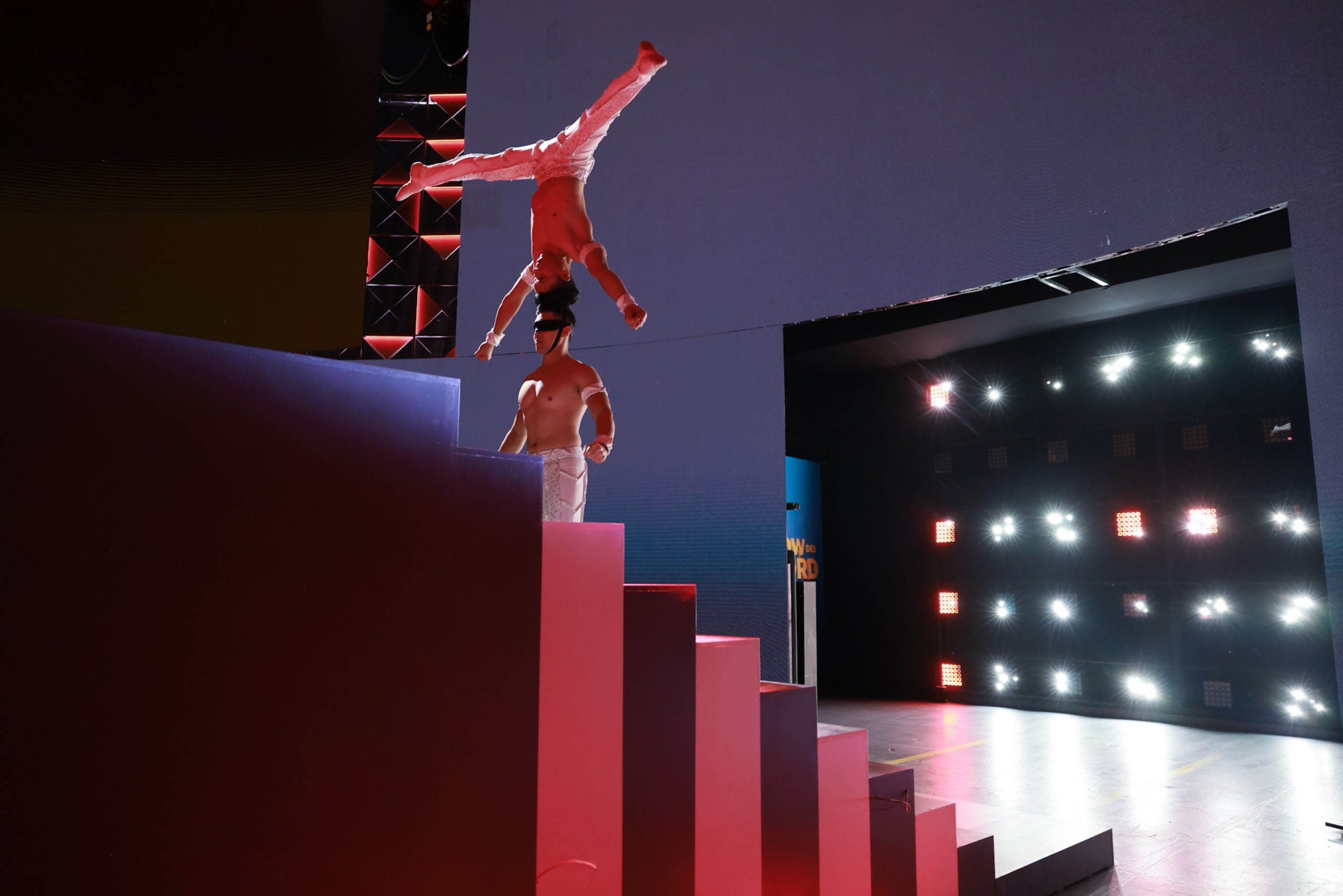 quoc co,  quoc nghiep anh 4