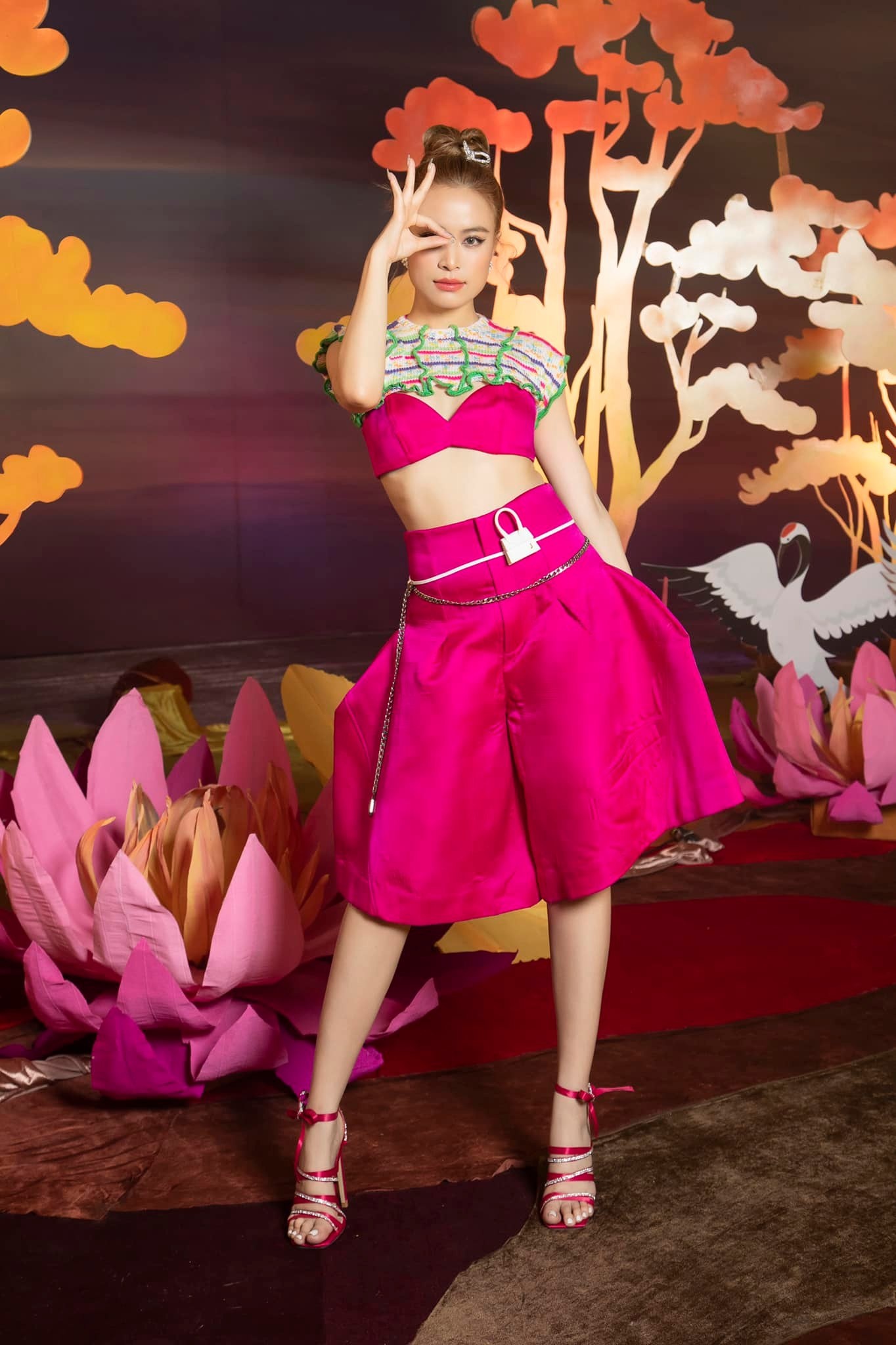 hoàng thùy linh, see tình ảnh 2 hoang thuy linh, see tinh anh 2