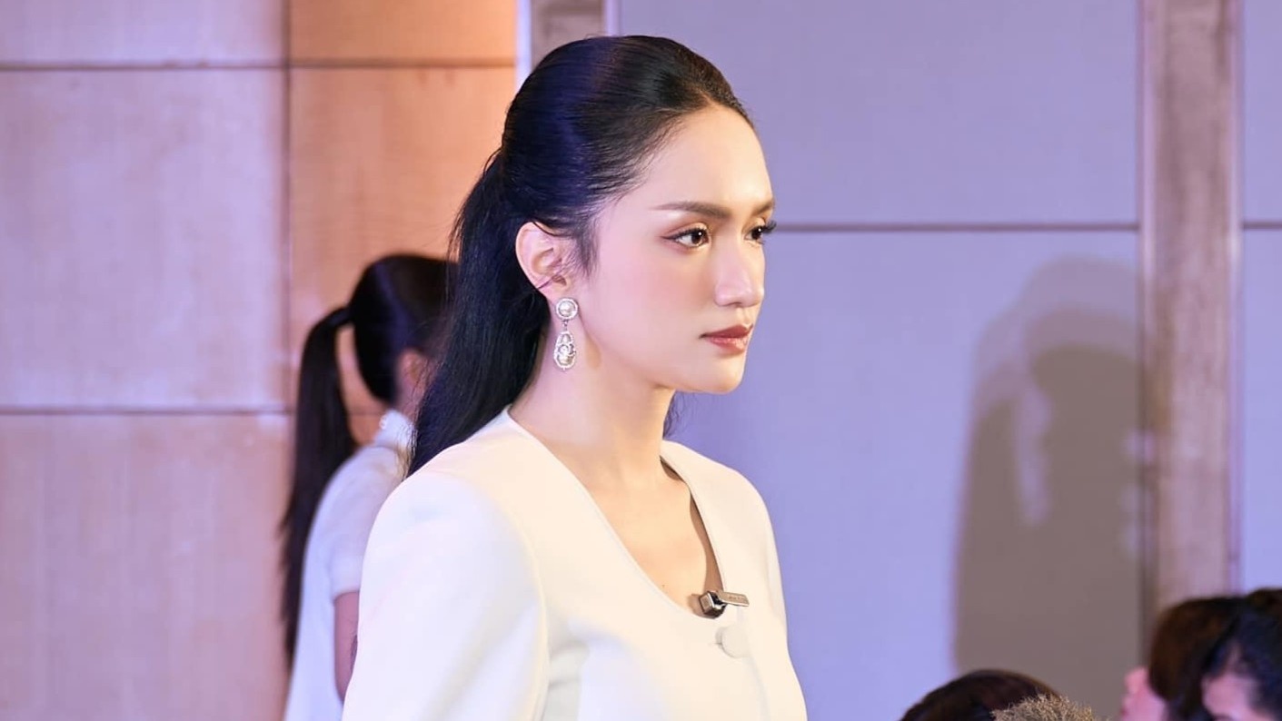 Su kien cua Huong Giang bi huy phut chot vi chua duoc cap phep hinh anh