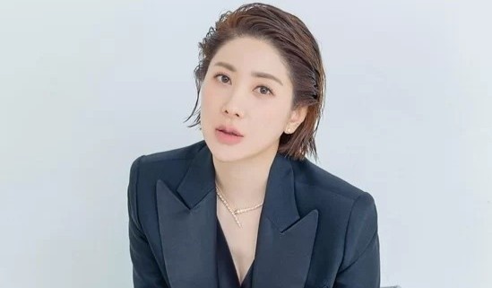 Seo In Young cuoi o tuoi 39 hinh anh