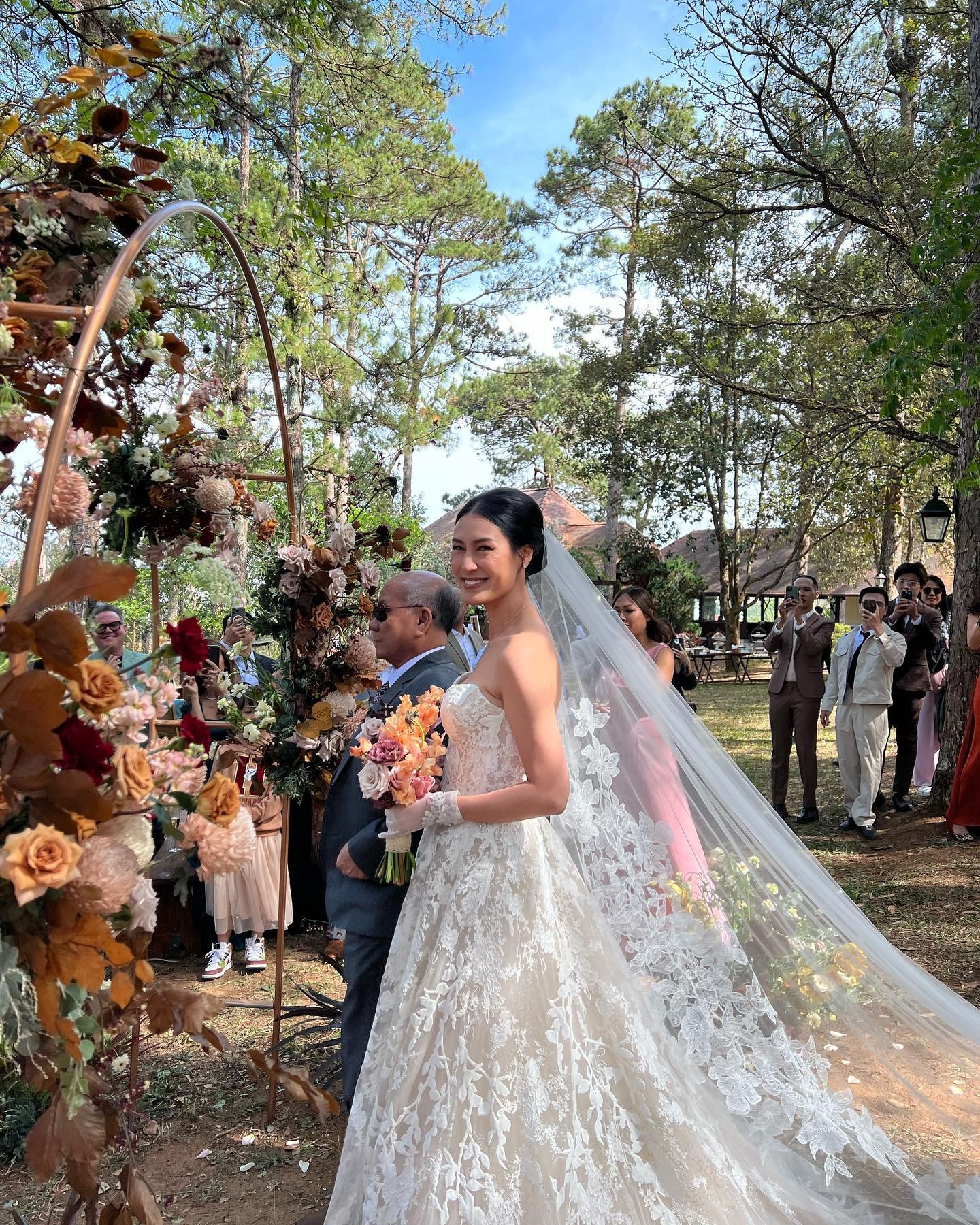 le cuoi kathy uyen anh 1