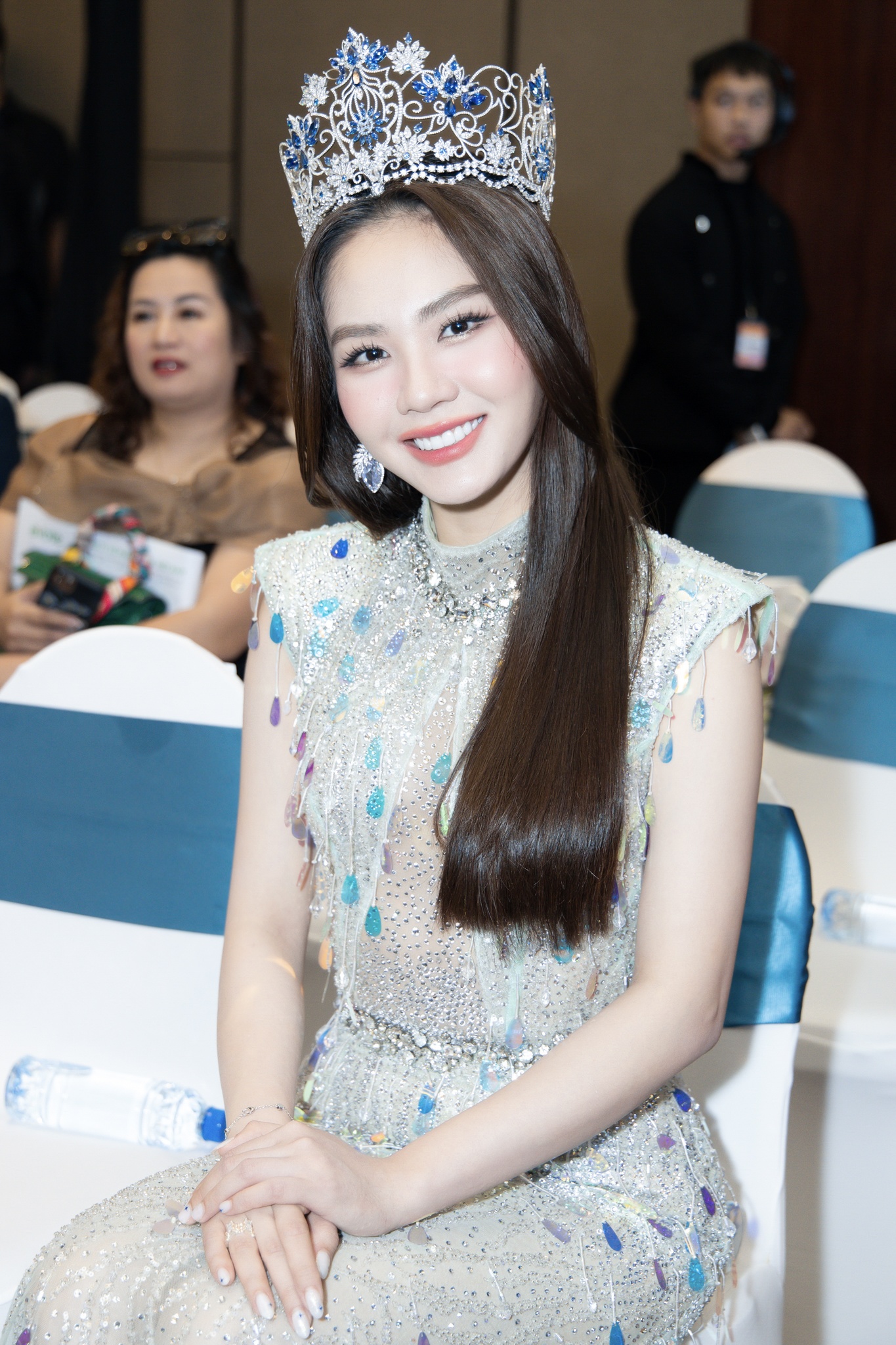 Do Thi Ha,  Tieu Vy anh 8