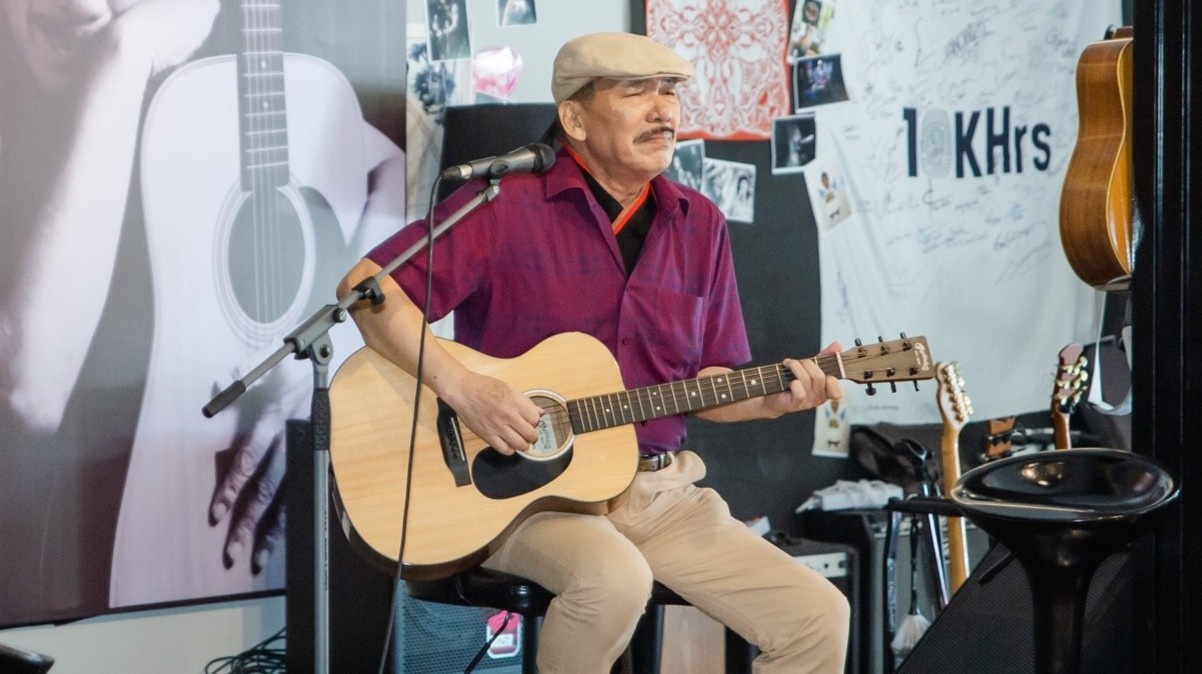 Tran Tien - nua the ky phieu bat va 30 tia xa tri hinh anh