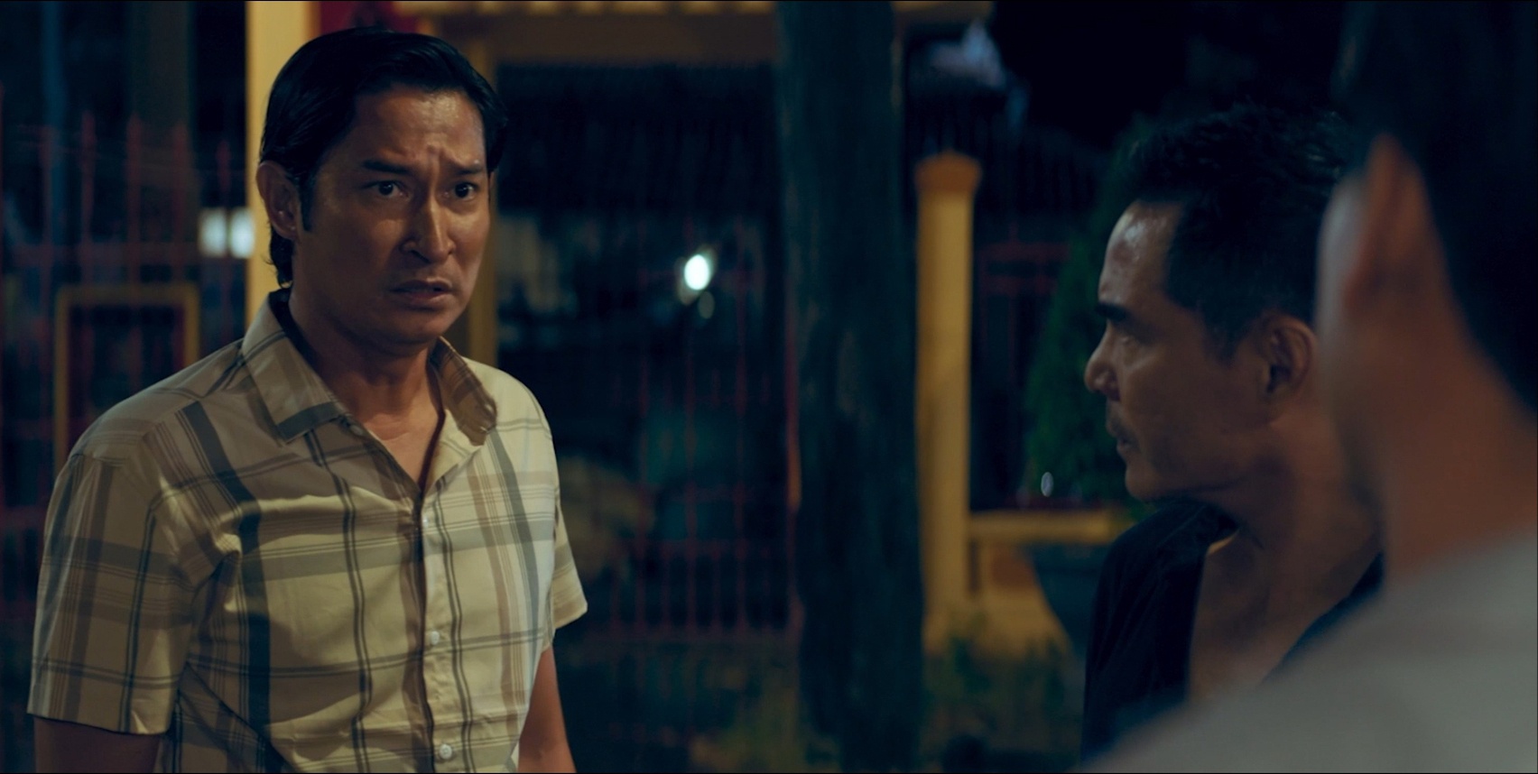 ly hai,  lat mat anh 1