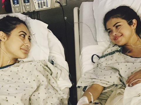 Nguoi ban hien than ne tranh Selena Gomez hinh anh