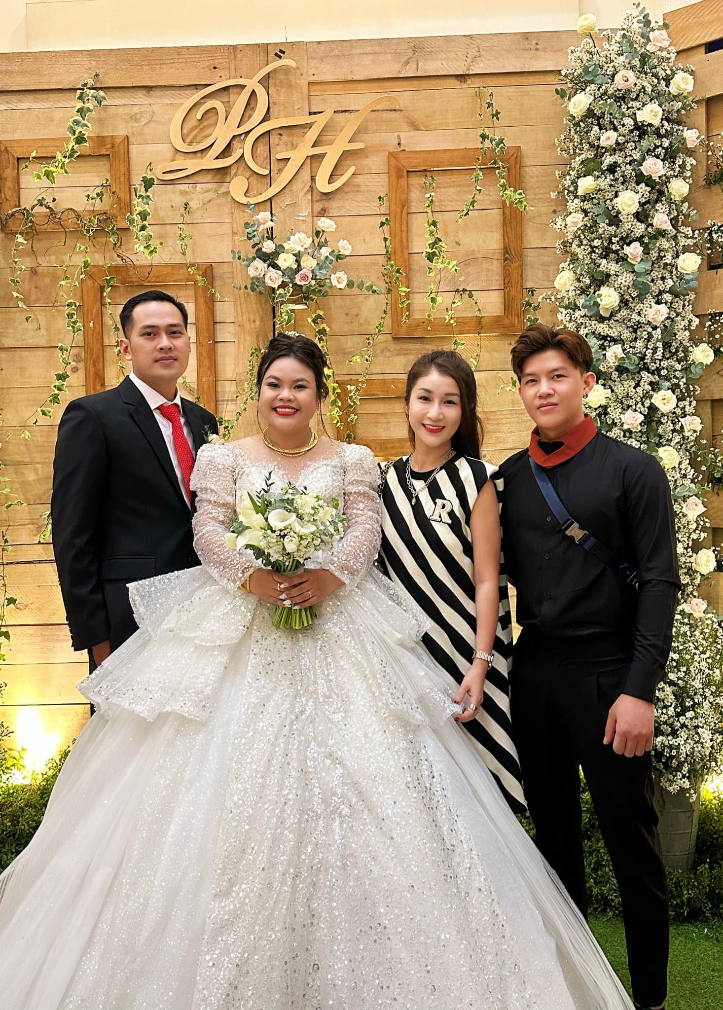 le cuoi ngoc hoa anh 2