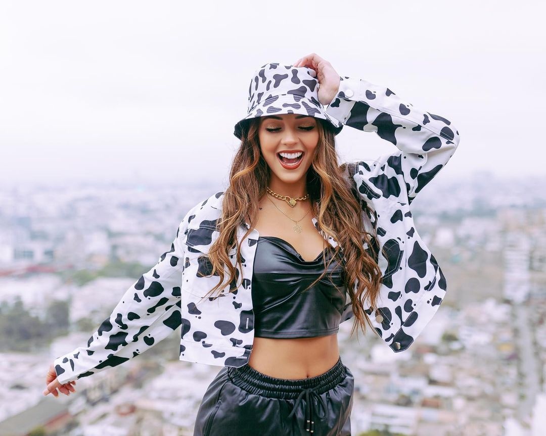 Luciana Fuster anh 6