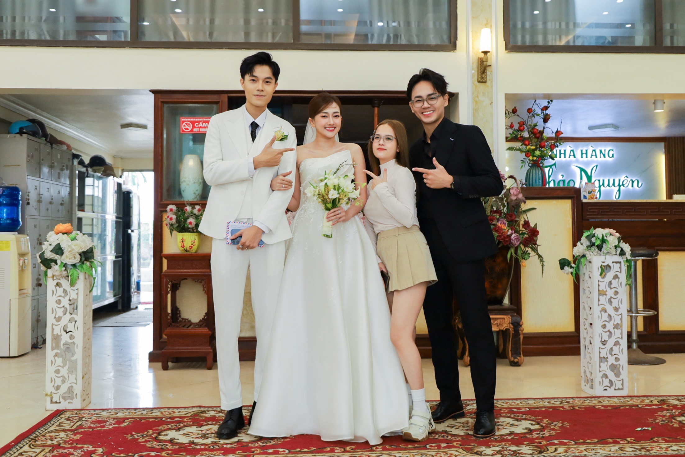 phan dat,  phuong lan anh 1