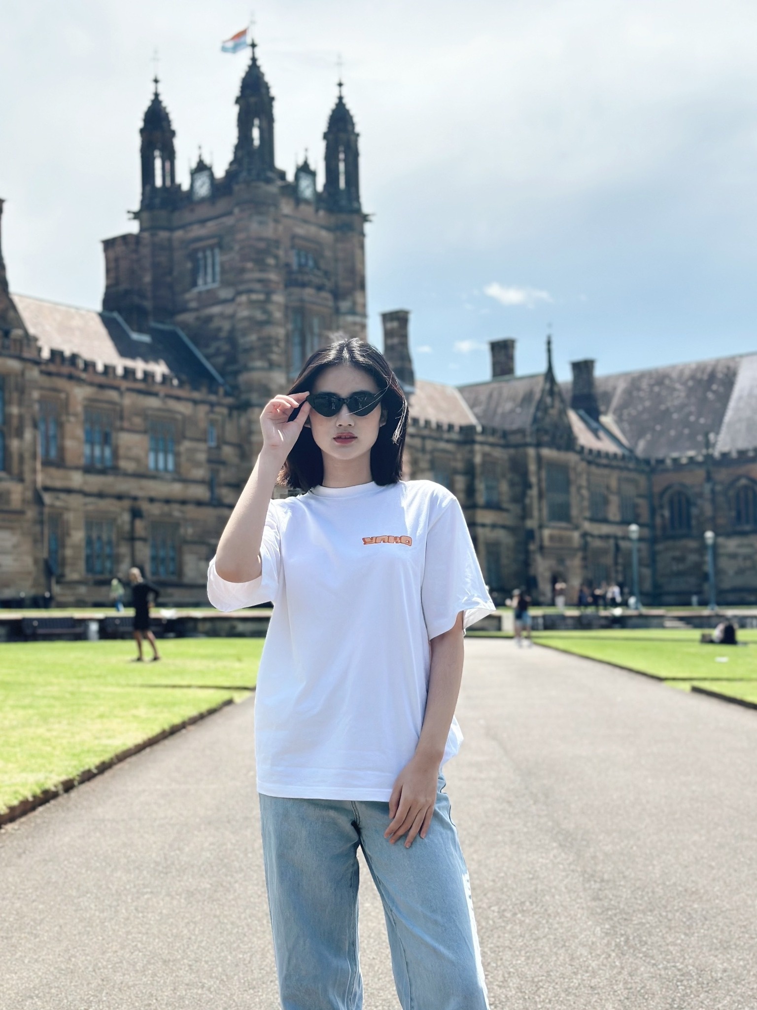 ý nhi du học, ý nhi rời showbiz ảnh 4 y nhi du hoc, y nhi roi showbiz anh 4