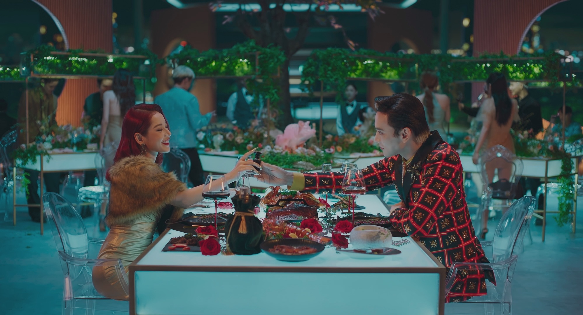 thuan nguyen,  chi pu,  kaity nguyen anh 2