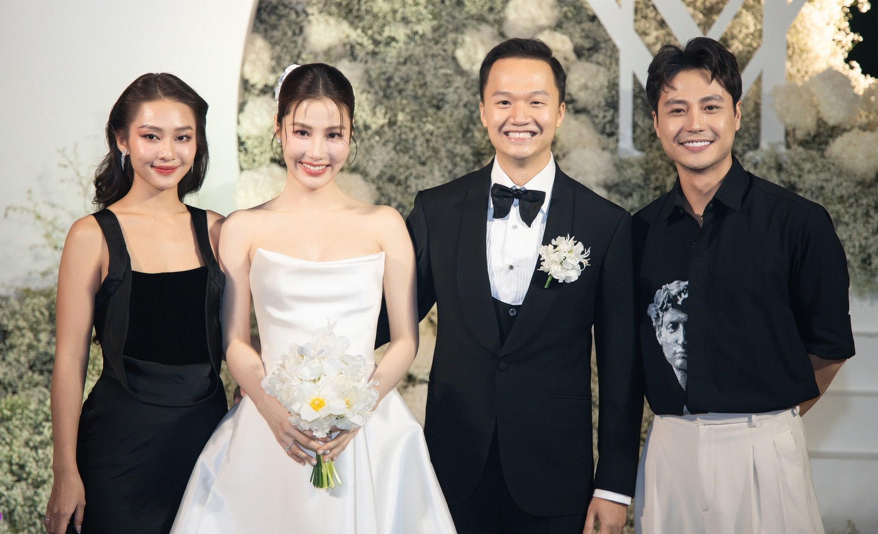 Dan sao Viet du le cuoi Diem My hinh anh