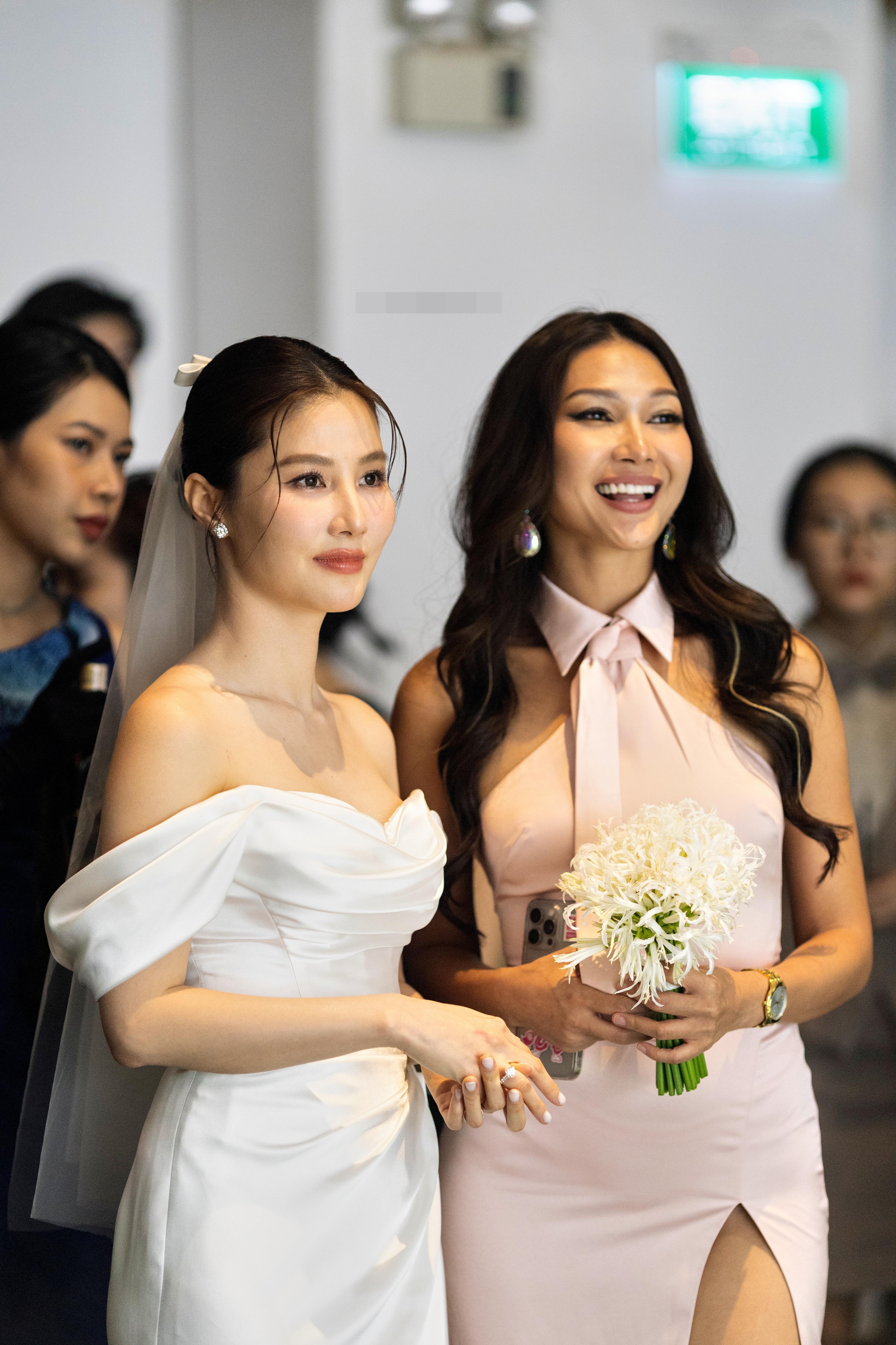 lan ngoc,  toc gia anh 8