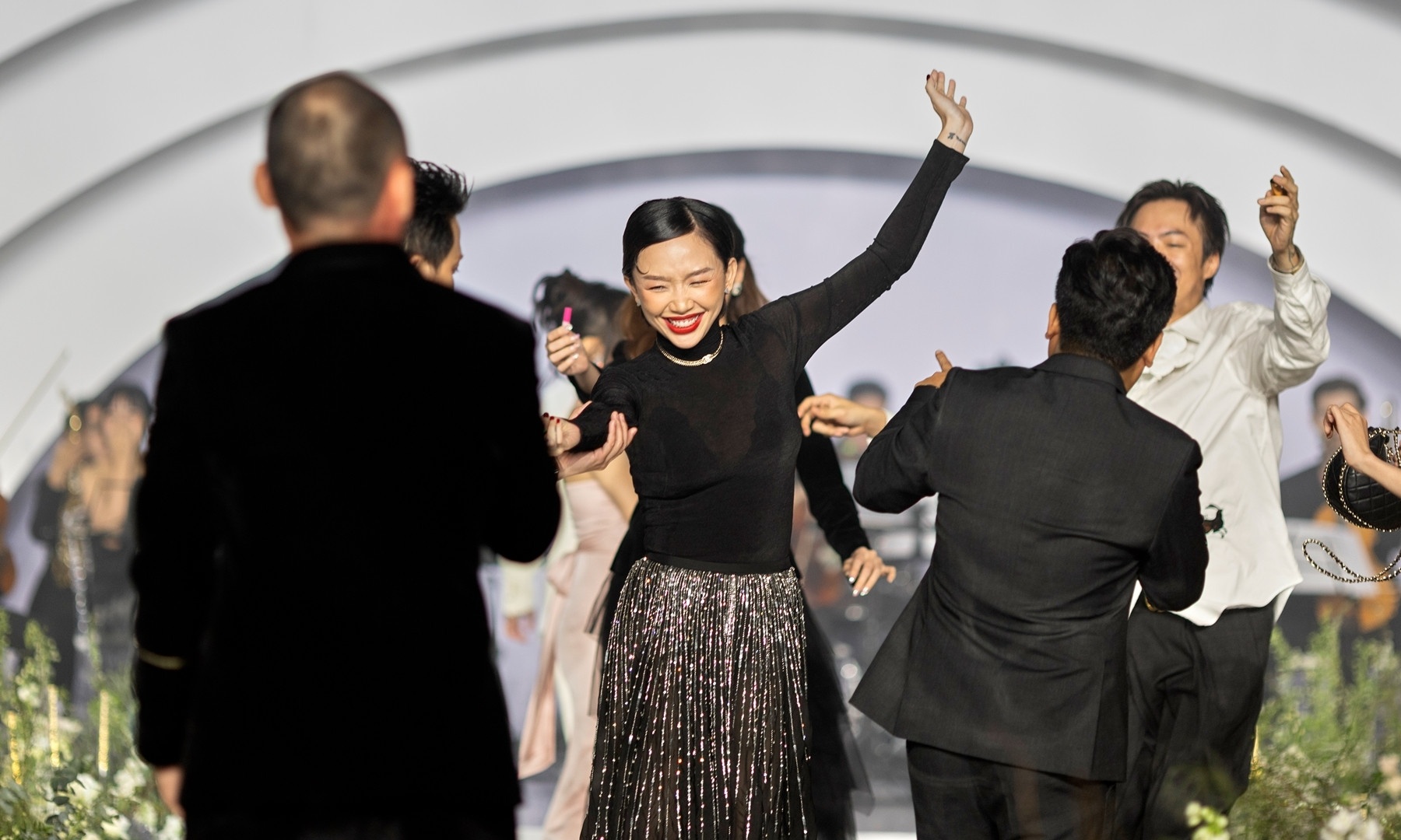 lan ngoc,  toc gia anh 4