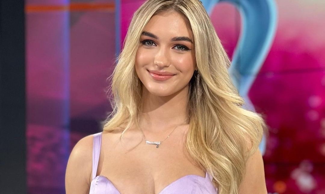 Anh doi thuong cua tan Hoa hau Trai Dat duoc vi nhu 'bup be song' hinh anh