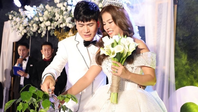 Quach Thanh Danh: '12 nam, co luc vo chong toi tuong tan dan xe nghe' hinh anh