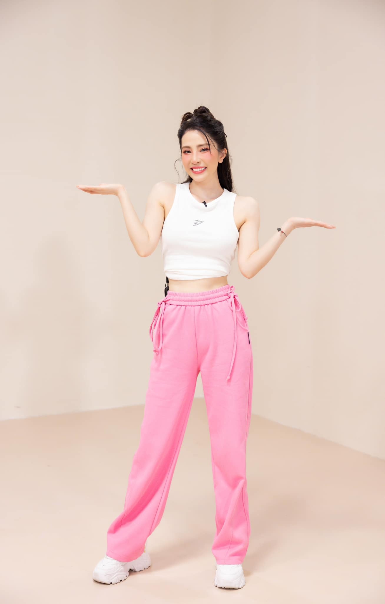 quynh nga,  chi dep,  dien vien quynh nga anh 5