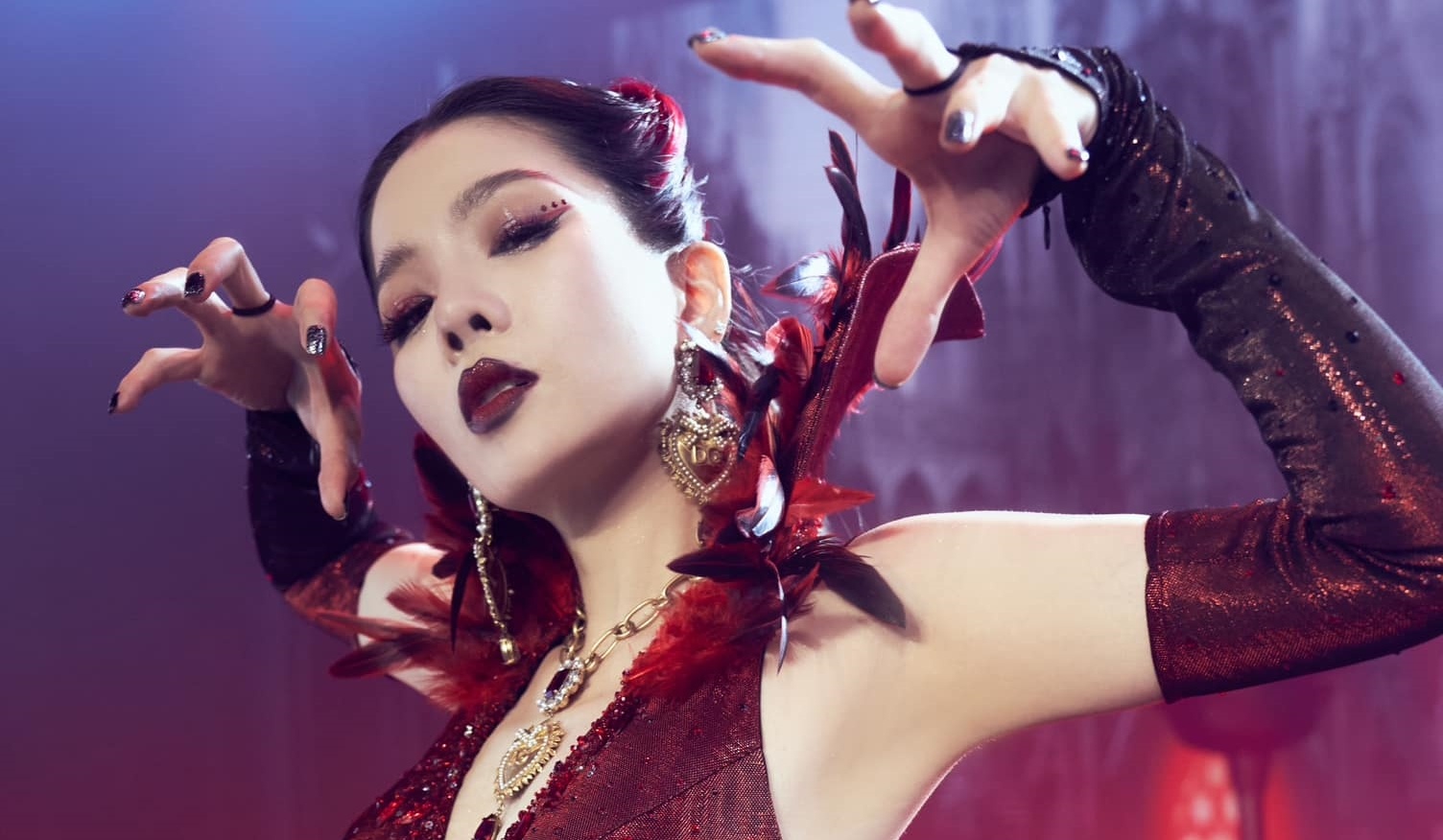 Phan ung cua Le Quyen khi khan gia nhac den Trang Phap hinh anh