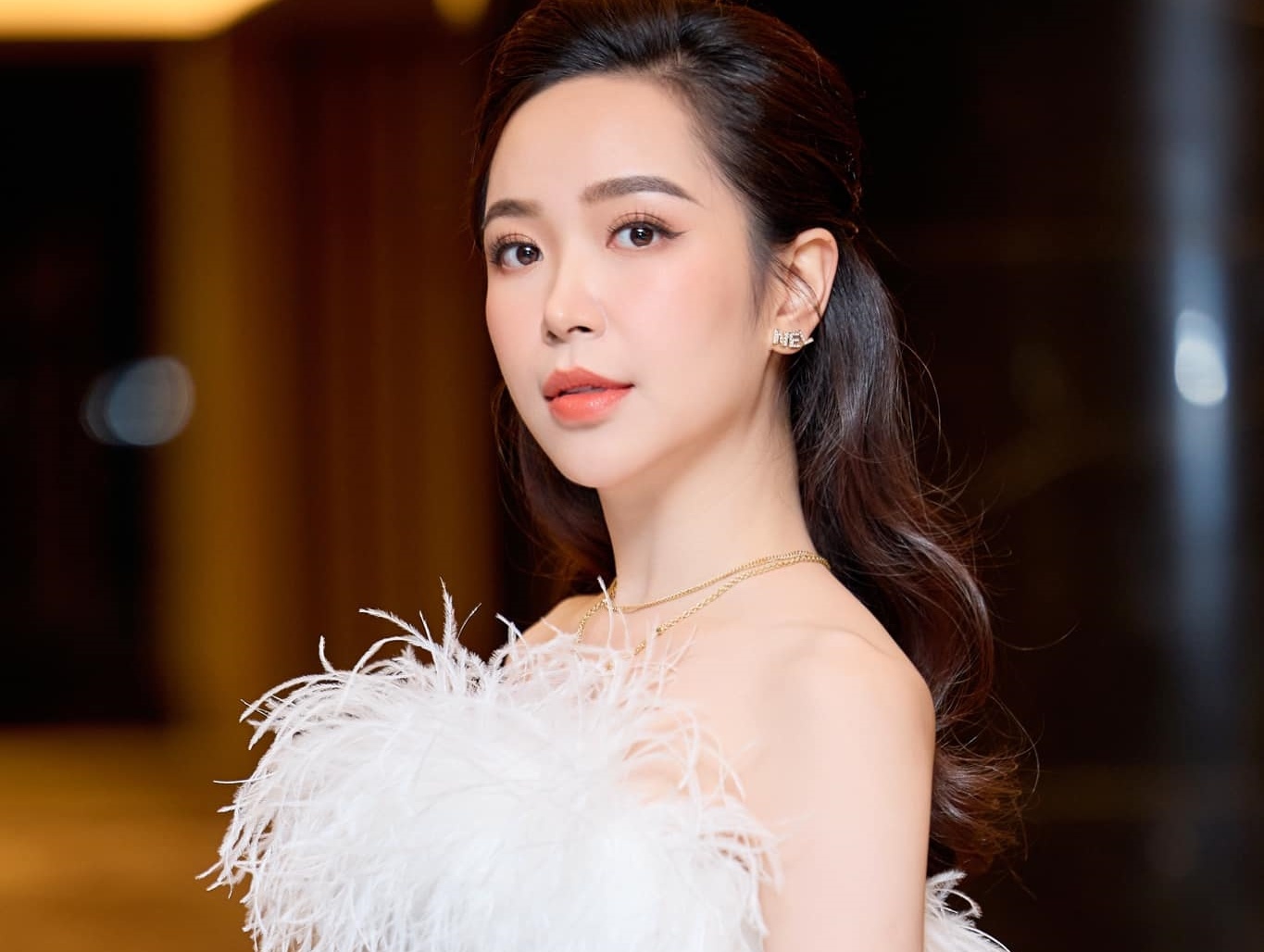 Dien vien Kim Oanh ket hon hinh anh