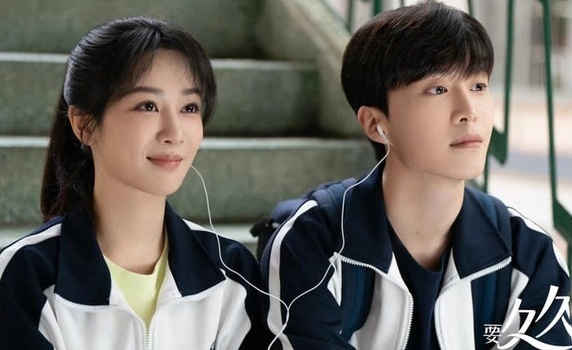 Cuc Dien anh noi ve viec go phim '199 Love' vi nghi co 'duong luoi bo' hinh anh