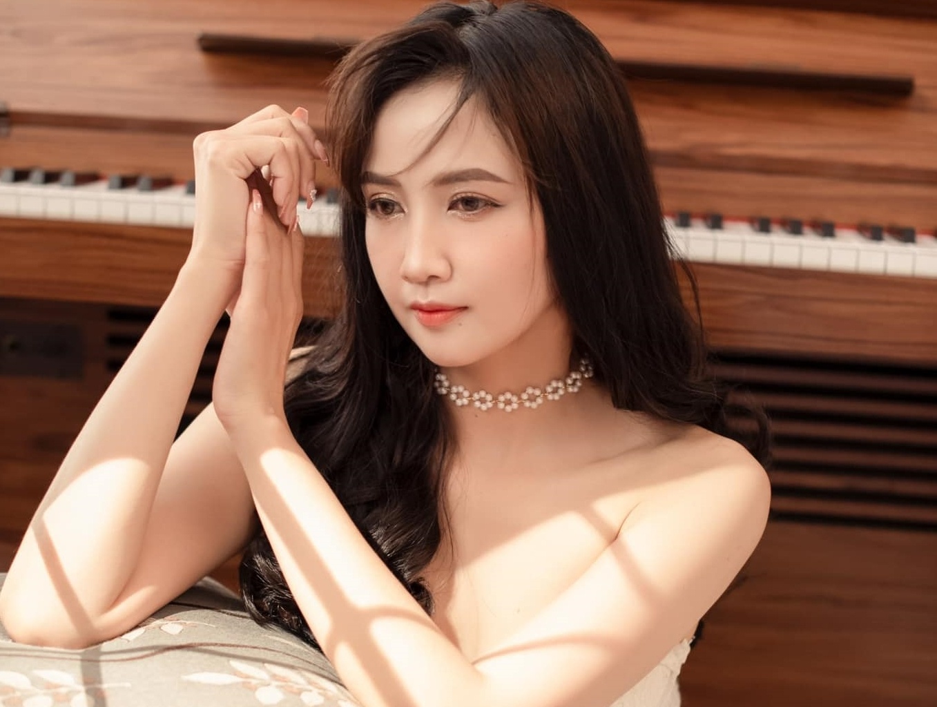 Dien vien Thuy Pham qua doi hinh anh