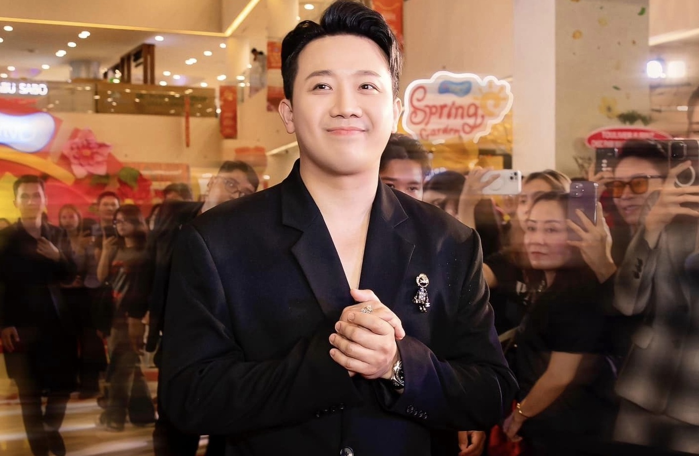 Phim cua Tran Thanh lap ky luc ve dat truoc hinh anh