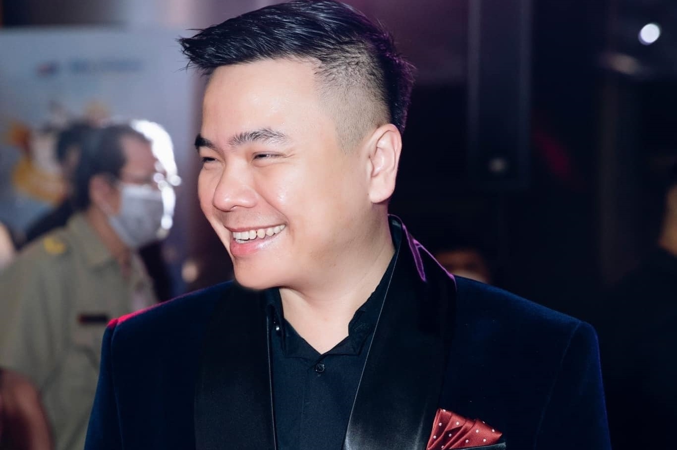 Nhat Trung va cuoc dau voi Tran Thanh: 'Toi tung that bai nen ha minh' hinh anh