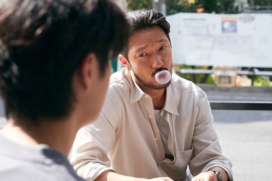 Nam chinh 'Nghich ly ke sat nhan' gay sot sau man 'thoi keo cao su' hinh anh