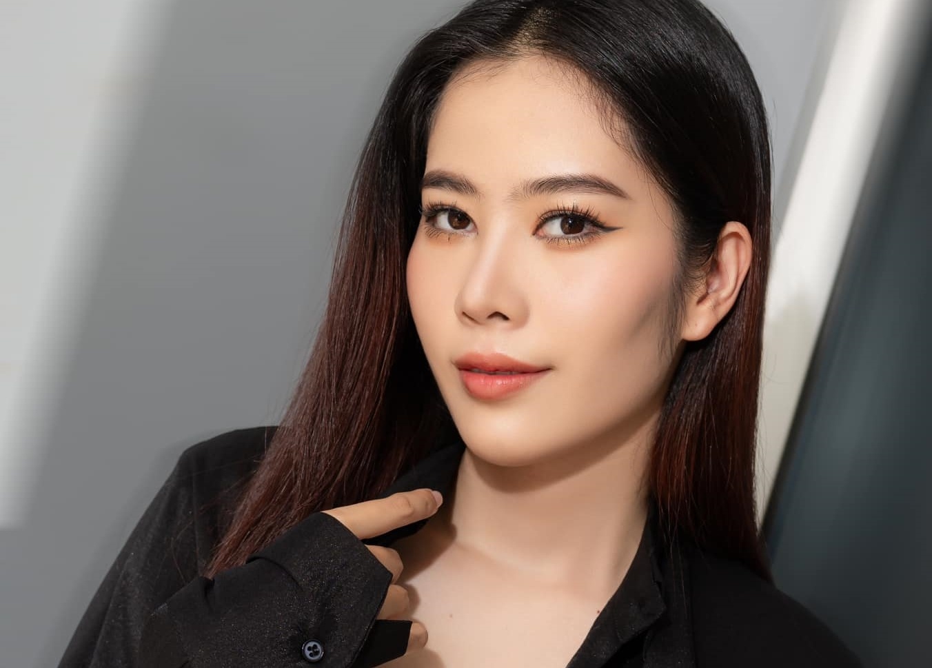 Nam Em bi phat 37,5 trieu dong hinh anh