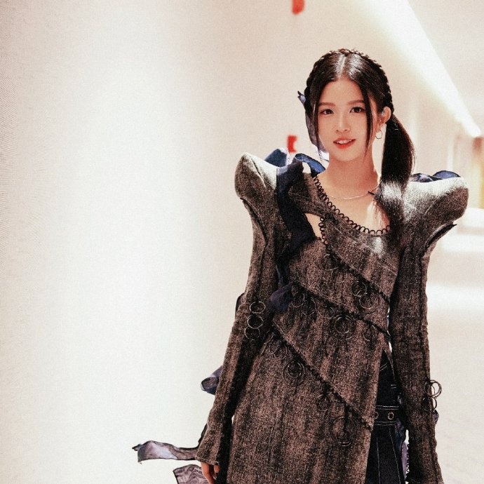 Suni Hạ Linh, đạp gió 2024, Thái Tịnh Văn, Hàn Tuyết, Trương Dư Hi ảnh 1 Suni Ha Linh, dap gio 2024, Thai Tinh Van, Han Tuyet, Truong Du Hi anh 1