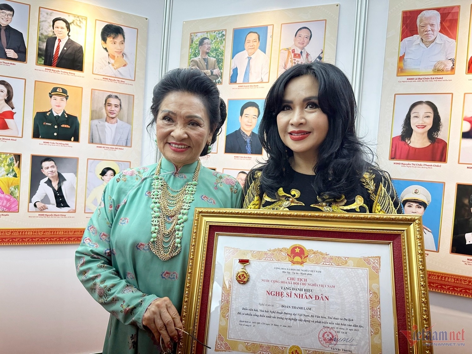 trao tang nghe si,  danh hieu NSND,  NSUT anh 6