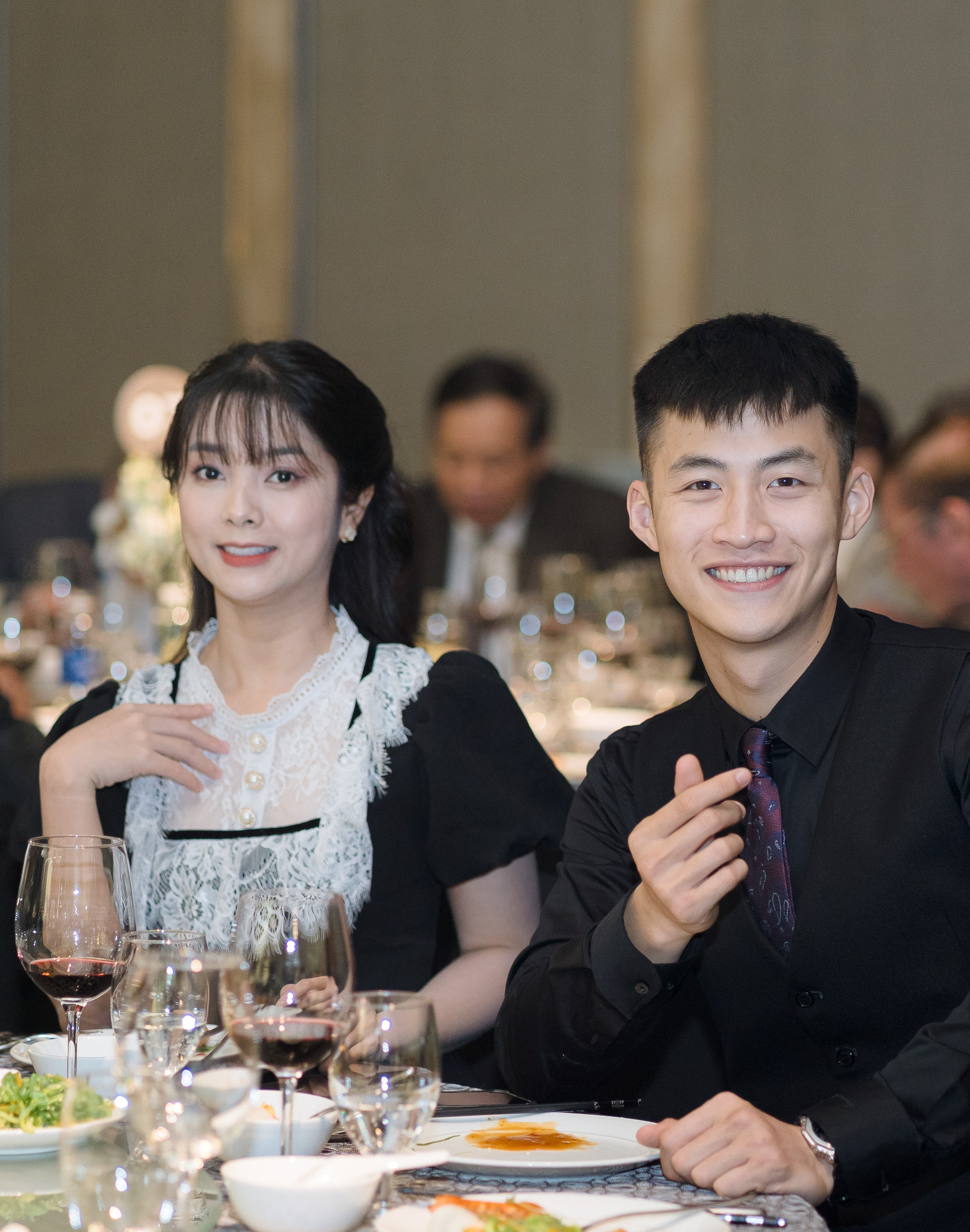 ngoc anh,  ngoc anh cuoi,  chong ngoc anh,  dinh tu,  ngoc huyen anh 9